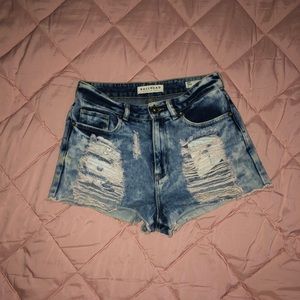 Bullhead denim distressed “mom” shorts
